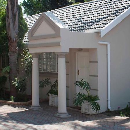 Summerview Guest Lodge Johannesburg Szoba fotó