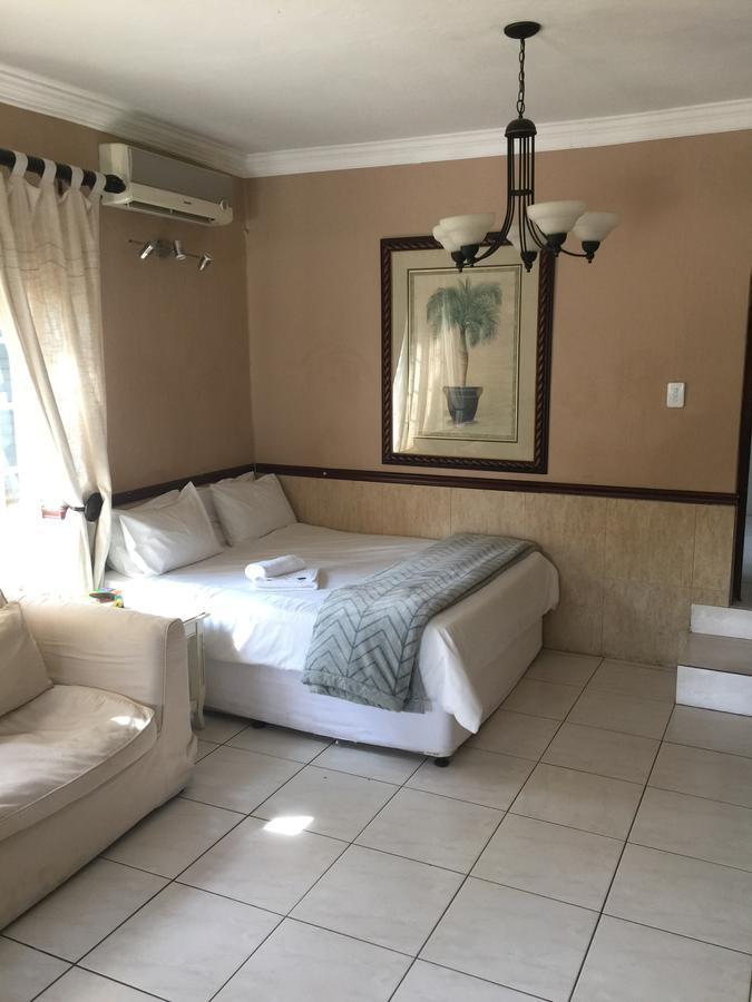 Summerview Guest Lodge Johannesburg Kültér fotó